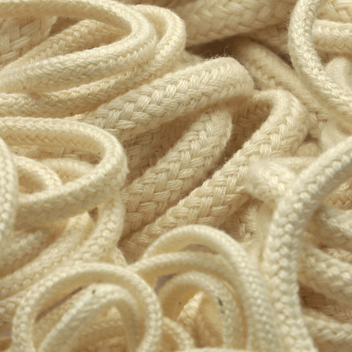 [サンプル] コットンスピンドルコード 約2mm 2.5メートルカット