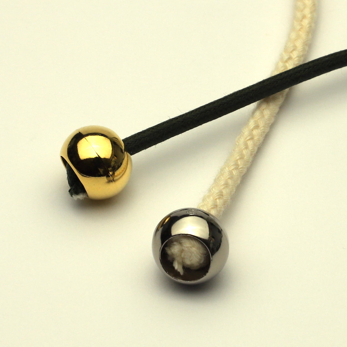 コードエンド 約8x11mm 2個