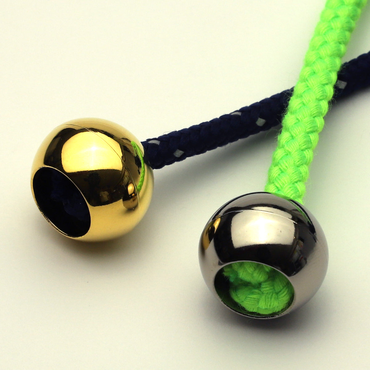 コードエンド 約11x16mm 2個