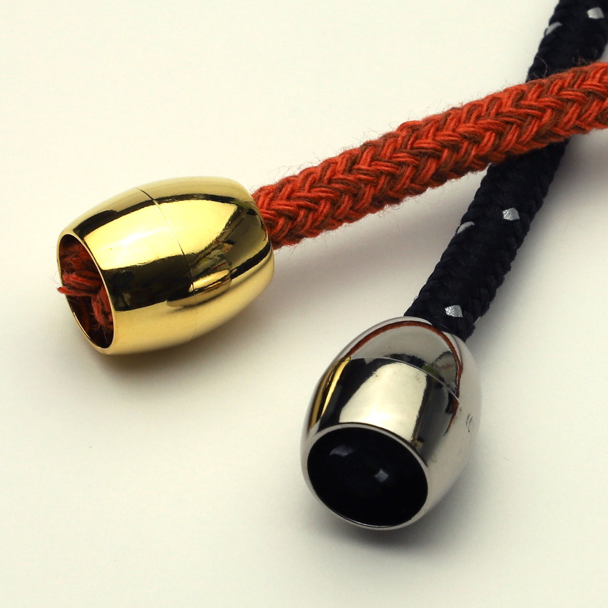 コードエンド 約16x14mm 2個