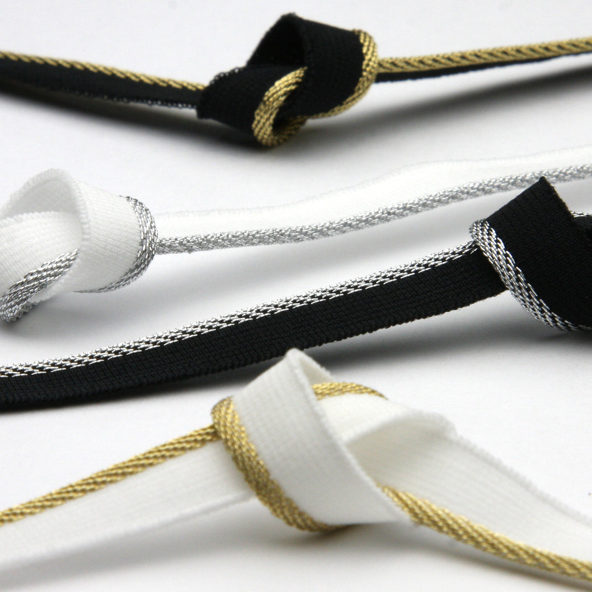 メタリックストレッチパイピング（FY-11100）