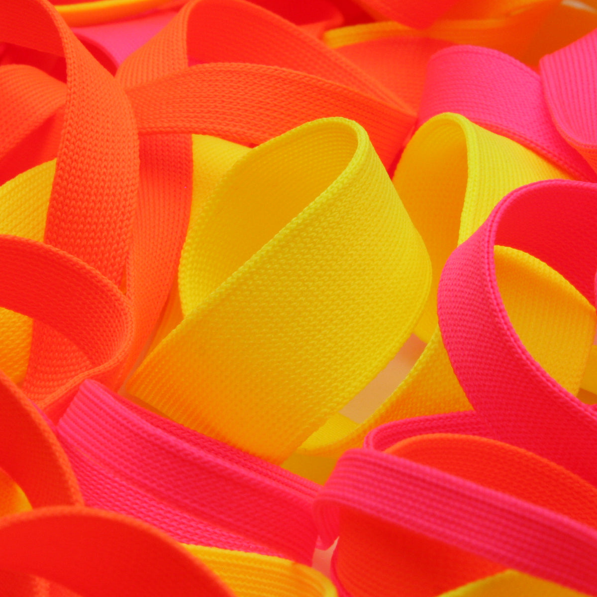 ポリエステル薄手ニットテープ（FY-210F）