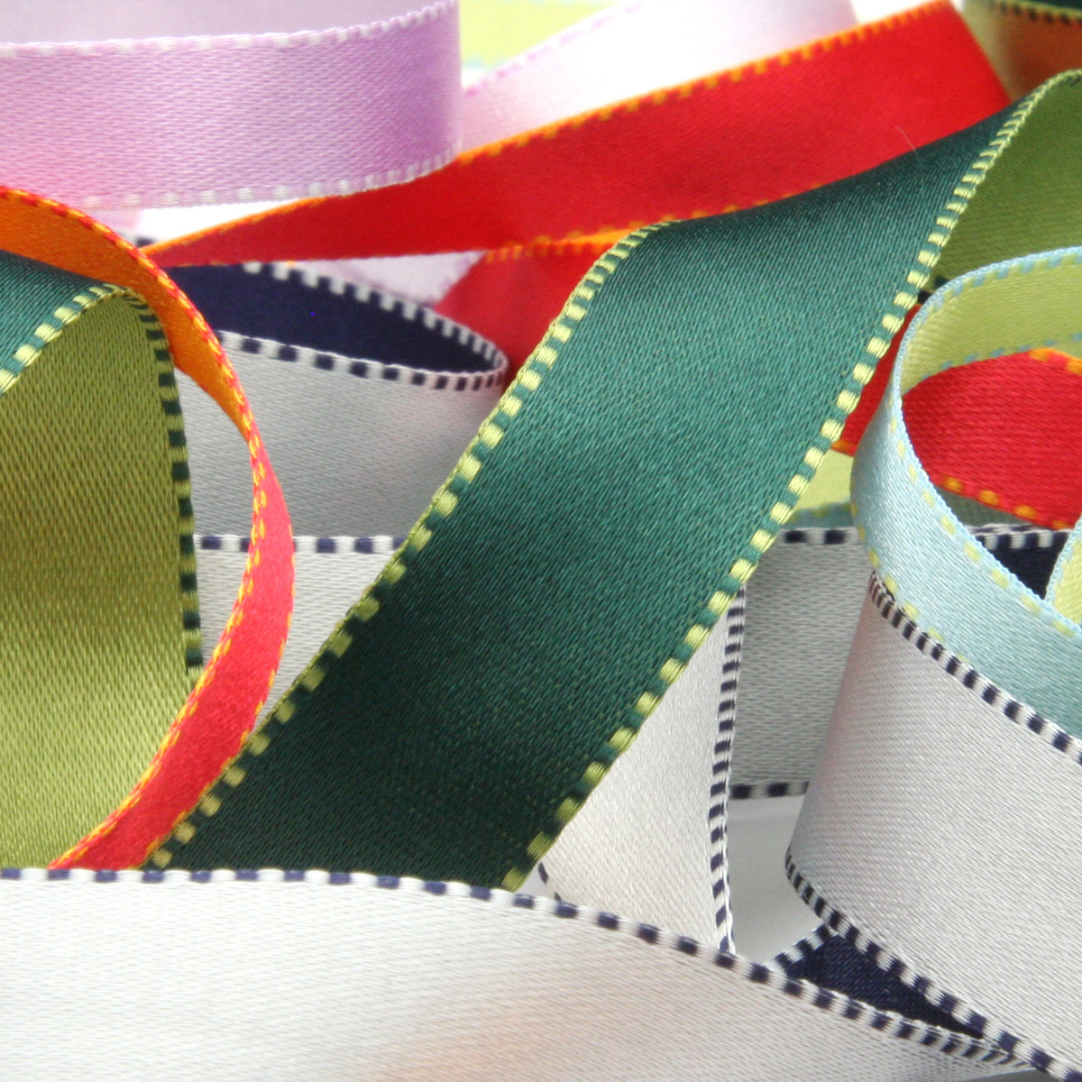 リバーシブルステッチサテンリボン（FY-252）