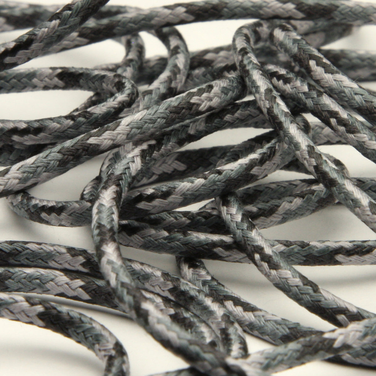 カモフラージュスピンドルコード（FY-6022-01）